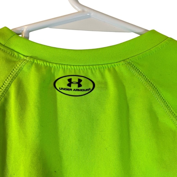 Nike Girls Lime Green Heatgear Short Sleeve T Shirt Size 5 Gray Front Logo Gym - Picture 4 of 7